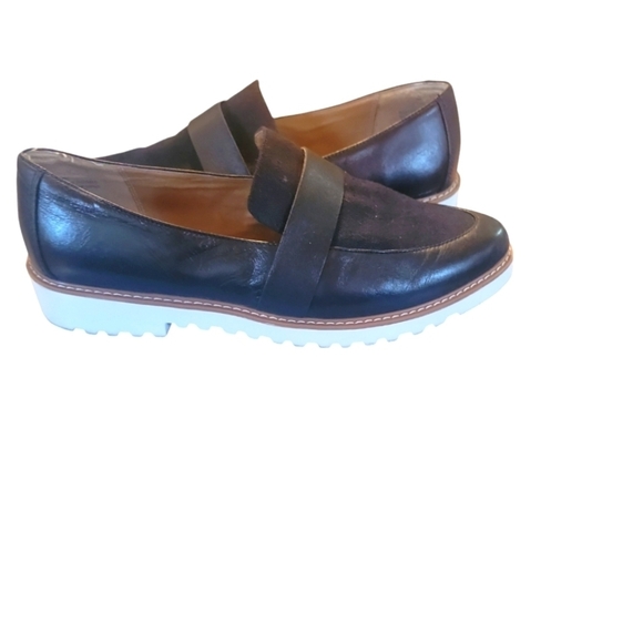 14th and Union Stylish Black Slip on Loafers with White Soles Size 9 1/2 M - Picture 8 of 9